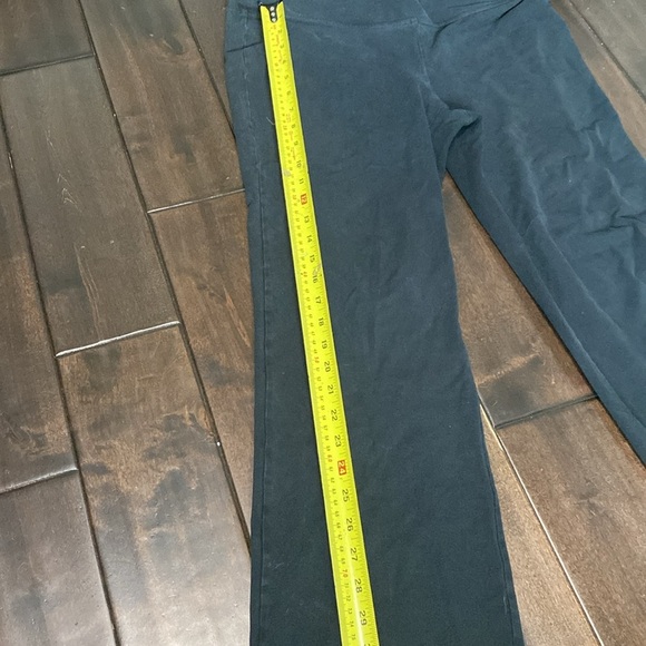 Old Navy active Maternity lounge pants L - Picture 5 of 5